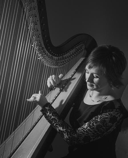 Wedding harpist